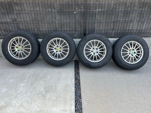 【取引中】215/70/R16  BRIDGESTONE BLIZZAK スタッドレスタイヤホイール
