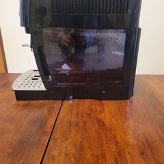 De'Longhi Magnifica エスプレッソマシン ブラックの画像