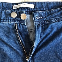 ZARAデニムパンツの画像