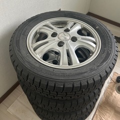 ダンロップ スタッドレス　155/65R13 73q　　　の画像