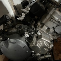 R1Z 1XGエンジンの画像