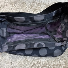 Hanna Hula ドット柄犬猫用キャリーバッグの画像