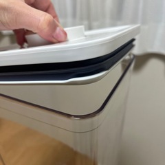OXO ポップコンテナ　保存容器の画像