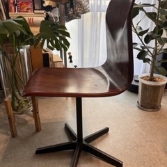 ヴィンテージチェアの画像