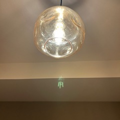 モダン　ペンダントライト　照明　　の画像