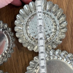 マドレーヌの型、ドーナツ型、粉ふるいの画像