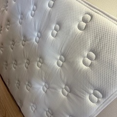 zinus 美品 マットレス   120cmx195cmの画像