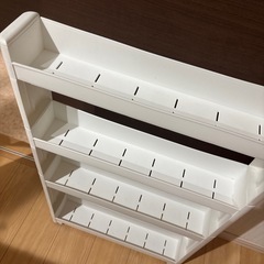 隙間収納　キャスター付　四段の画像