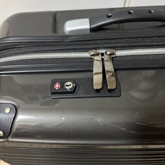 スーツケース　ジャンク品の画像