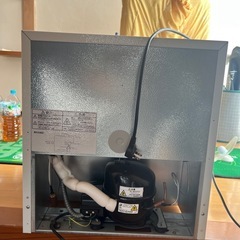 47リットル小型冷蔵庫の画像