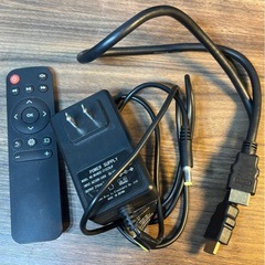 1080p解像度のYOWHICKのプロジェクターDPO2Wの画像