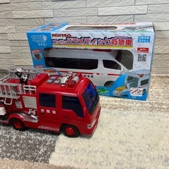 救急車 消防車　キャリアカー　アンパンマン　その他の画像