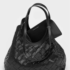 CHARLES & KEITH Ivette イヴェット ウーブントートバッグ　19900円の品の画像