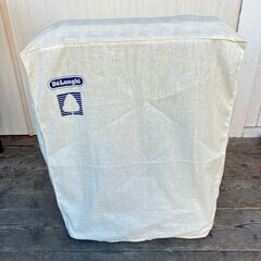 デロンギ オイルヒーター D091549EFS（木造4畳まで コンクリート造10畳まで）の画像