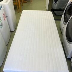【リサイクルショップ ピカソ 小松原】🔥🛏️美品＆清潔✨すぐ使える‼️脚付きすのこ構造マットレス シングルサイズ🛏️🔥★0594★の画像