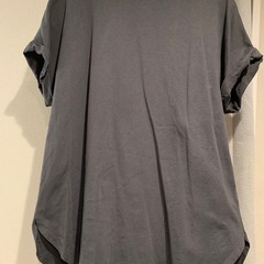 【not対面】AMERICAN HOLIC グレーデザインTシャツ Mの画像