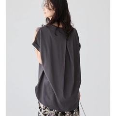 【not対面】AMERICAN HOLIC グレーデザインTシャツ Mの画像