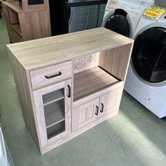 【リサイクルショップ ピカソ 小松原】🧺🍳✨美品‼️ナチュラル木目✨Plum（プラム）幅88 レンジ台✨スライド棚＆ガラス扉付き✨（128013）★5911★の画像