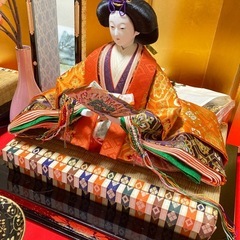 雛人形　オルゴール付き　金屏風の画像