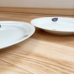 前畑陶器 野菜柄 ナス ピーマン 白 皿の画像