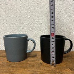 IKEA プレート2枚 マグカップ 2個セットの画像