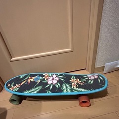 【あと1日で処分& 無料】クルーザースケートボード／ペニーボード風の画像