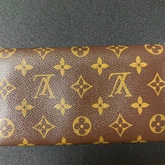 Louis Vuitton ルイ・ヴィトン モノグラム ポルトフォイユ・サラの画像