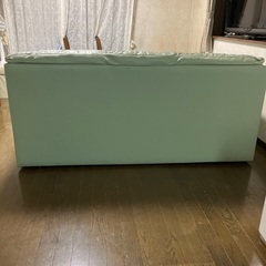 3人掛けがニ台です。の画像