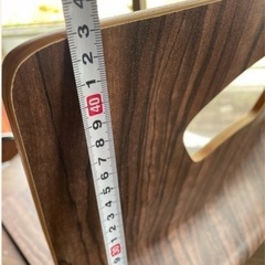座椅子　木目調の画像