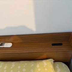 ダブルベッドの画像