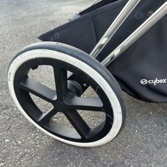 cybex ベビーカー の画像