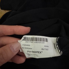 ZARA ショート丈トップスの画像