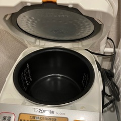 炊飯器の画像