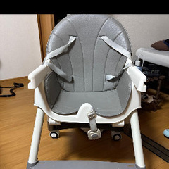 ハイチェア　ローチェア　ロッキングチェアの画像