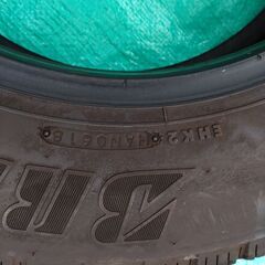 1本 ブリヂストン 215/70R17.5 118/116L R205の画像