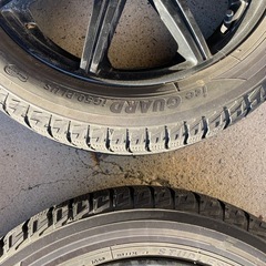 スタッドレスタイヤの画像