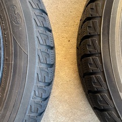 スタッドレスタイヤの画像