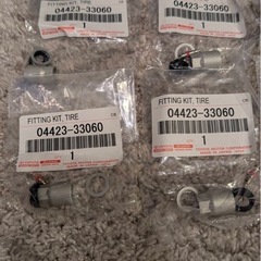 Lexus タイヤ用バルブサブアセンブリ 4個セット(空気圧センサー)の画像