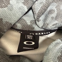 【オークリー】 パーカー   カモ柄青の画像