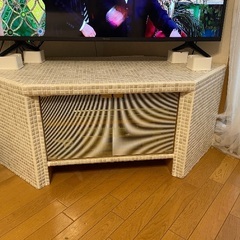 テレビ台と鏡のセットの画像