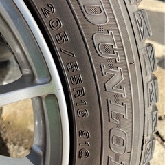 ダンロップ　スタッドレスタイヤ(4本セット
)の画像