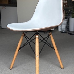 ☆シェルチェア　リプロダクト品の画像