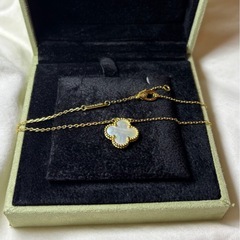 マザーオブパール ネックレスの画像