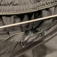 【not対面】UNIQLO スポーツアンクルパンツ　ネイビーの画像