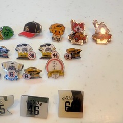 ソフトバンクホークス　ピンバッジの画像