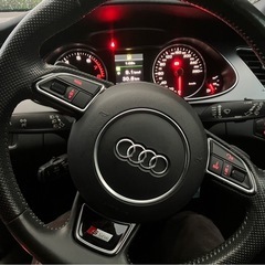 アウディ　A4 TFSI になります。の画像