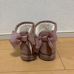 ムートンブーツ　リボン　女の子　18の画像