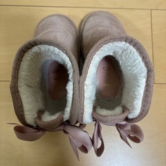 ムートンブーツ　リボン　女の子　18の画像