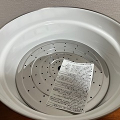 marie claire ホーロー鍋　未使用の画像