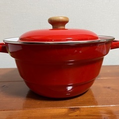 marie claire ホーロー鍋　未使用の画像